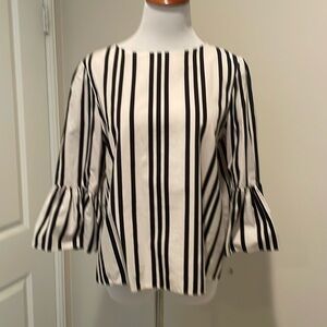 Alice + Olivia Black and White Striped Top Bell Sleeves M Medium